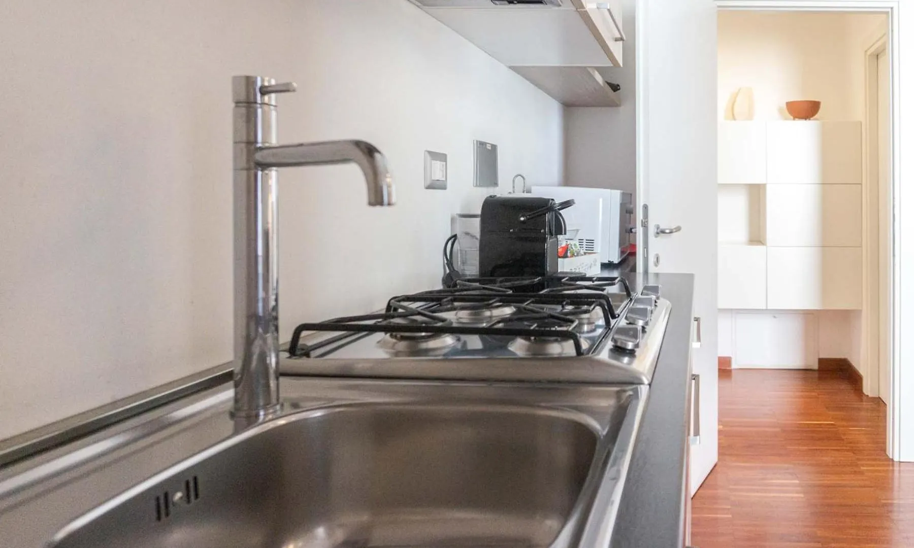 Colosseum Cosy Apartment Close To Metro Roma