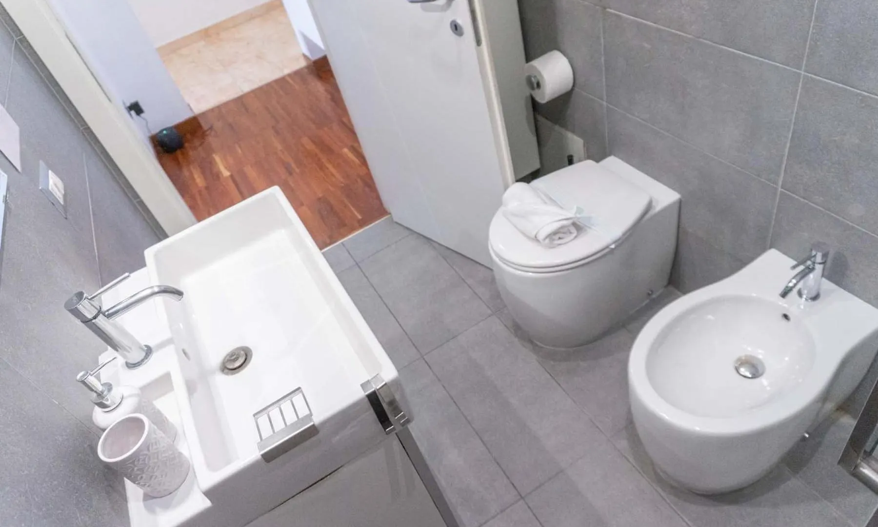 Colosseum Cosy Apartment Close To Metro Roma
