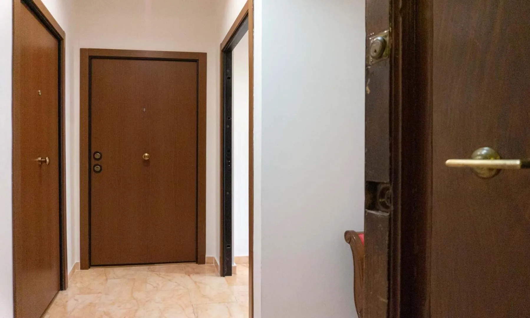 Colosseum Cosy Apartment Close To Metro Roma Italia