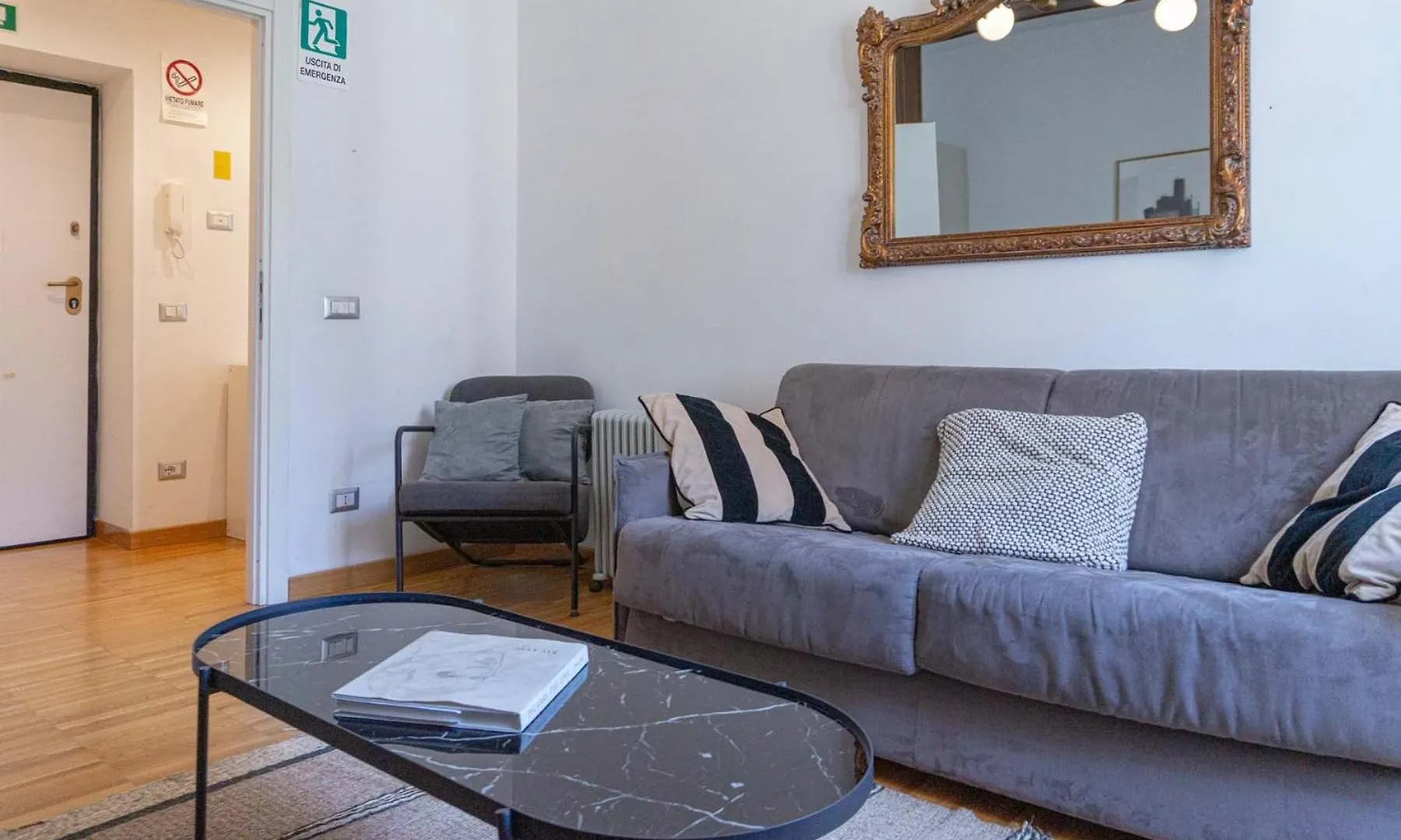 Colosseum Cosy Apartment Close To Metro Roma