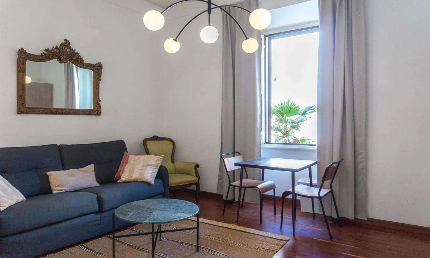 Colosseum Cosy Apartment Close To Metro Rom